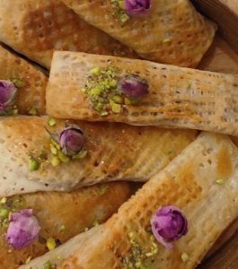 آیا رشته خشکار بدون شربت هم خورده می‌شود